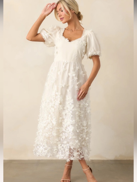 Just Me Dresses & Skirts - Boutique Just Me Ivory 3D Floral Embellished Appliqué Maxi/Midi Dress Size Large